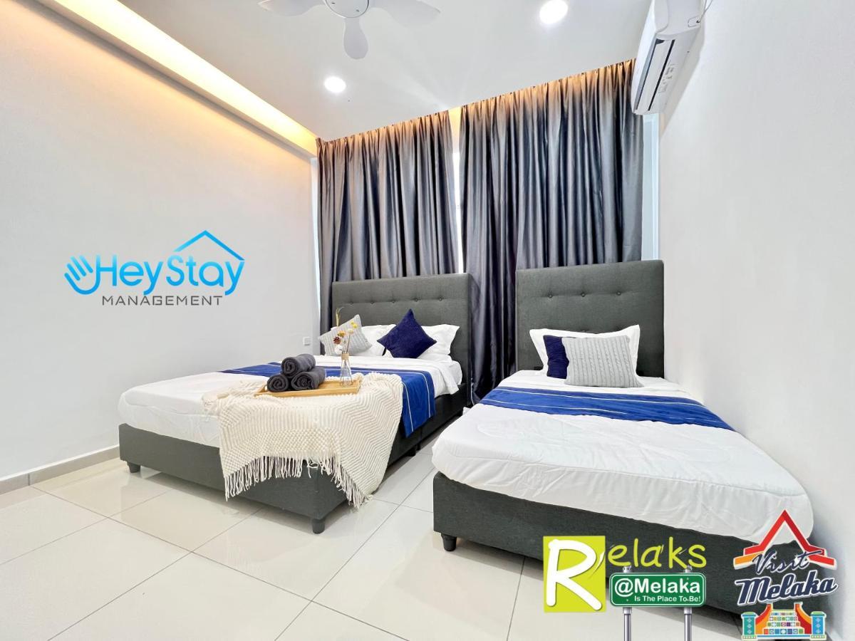 Novo 8 Residence Bachang By Heystay Management Kampong Tambak Exterior foto